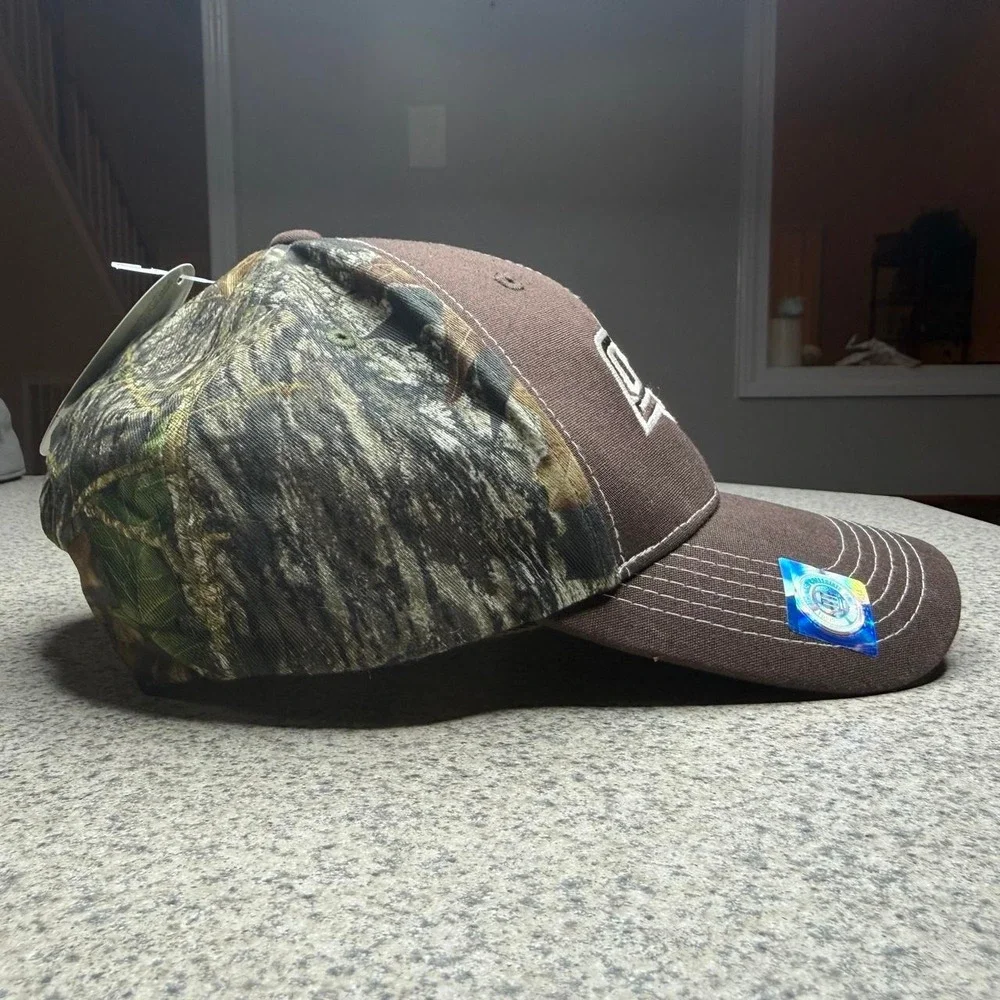NWT Captivating Headwear OSU Oklahoma State Cowboys Mossy Oak Camo Hat
